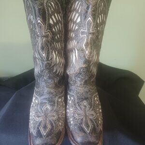 DISTRESSED CORRAL WEST BOOTS SIZE 9M